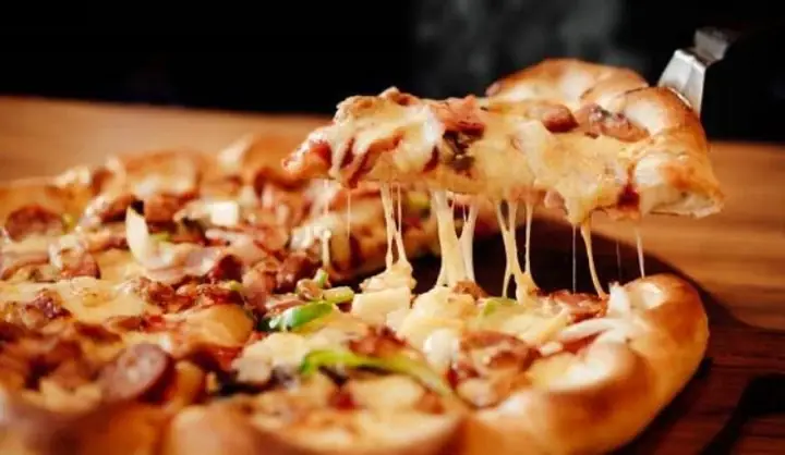 Hướng Dẫn Làm Pizza Không Cần Lò Nướng Chuẩn Vị Nhà Hàng
