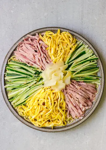 Công Thức Sốt Mì Lạnh Nhật Bản: Tuyệt Chiêu Cho Món Ramen, Soba, Udon Chuẩn Vị Nhà Hàng