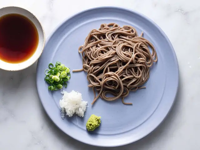 Công Thức Sốt Mì Lạnh Nhật Bản: Tuyệt Chiêu Cho Món Ramen, Soba, Udon Chuẩn Vị Nhà Hàng
