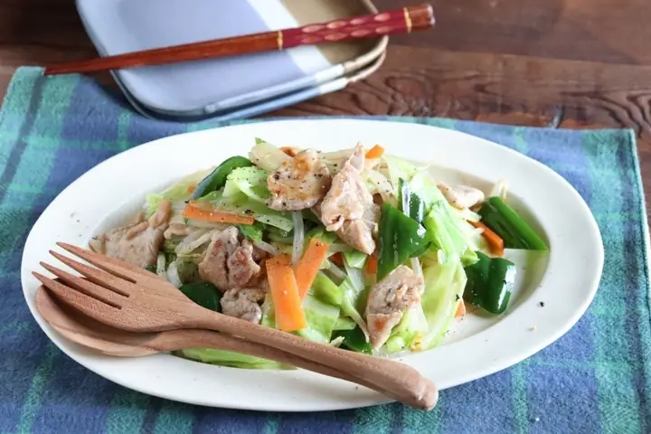 Gà Xào Rau Củ Bao Nhiêu Calo? Giải Đáp Chi Tiết Và Các Biến Thể Món Ăn