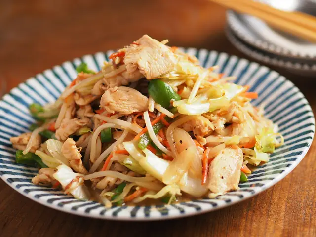 Gà Xào Rau Củ Bao Nhiêu Calo? Giải Đáp Chi Tiết Và Các Biến Thể Món Ăn