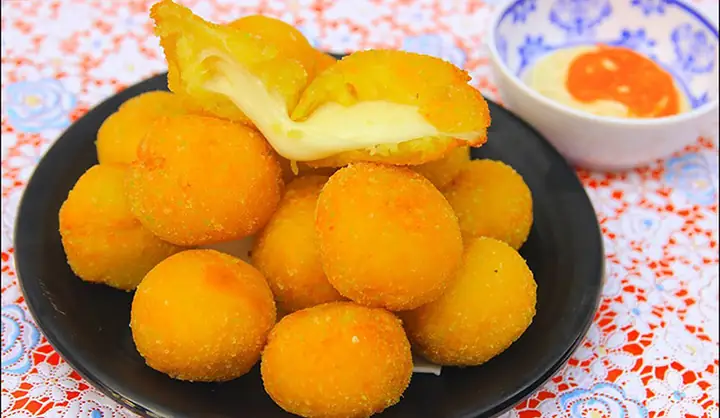 Khoai Lang Bọc Phô Mai: Công Thức Vàng Cho Món Ăn Vặt Hoàn Hảo