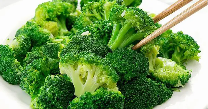 Lá Súp Lơ Có Ăn Được Không? Giải Đáp Chi Tiết Và Những Lợi Ích Bất Ngờ Lá Súp Lơ Có Ăn Được Không? Giải Đáp Chi Tiết Và Những Lợi Ích Bất Ngờ