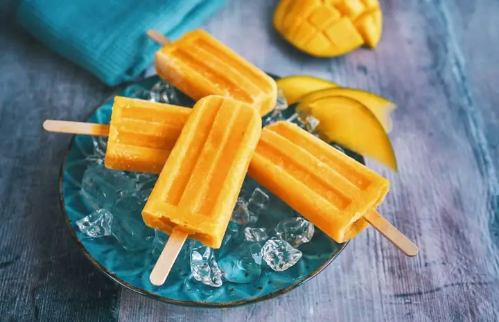 Hướng Dẫn Chi Tiết Cách Làm Kem Từ Sữa Tươi Vinamilk Tại Nhà Hướng Dẫn Chi Tiết Cách Làm Kem Từ Sữa Tươi Vinamilk Tại Nhà