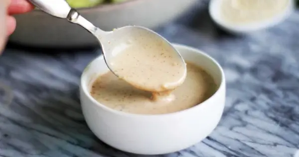 Hướng Dẫn Chi Tiết Làm Sốt Sữa Chua Trộn Salad Chuẩn Vị Nhà Hàng