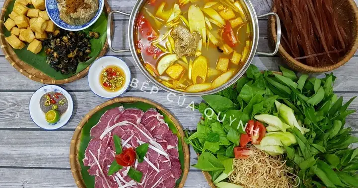 Lẩu Riêu Cua Ốc Bắp Bò: Khám Phá Hương Vị Tinh Túy Ẩm Thực Miền Bắc