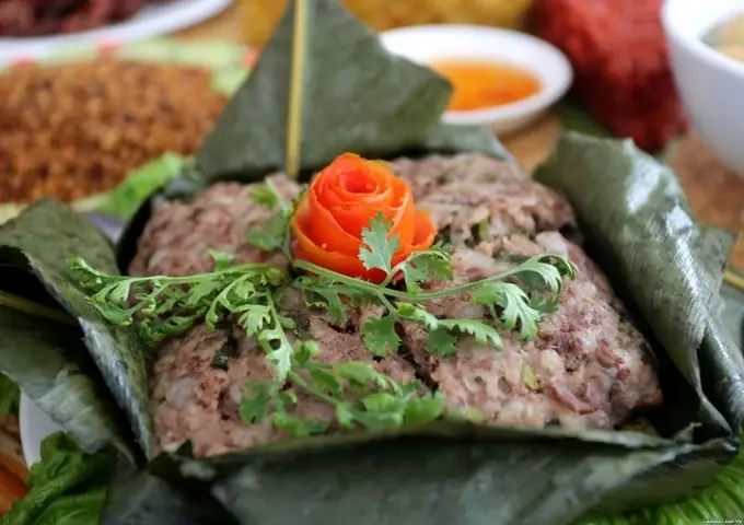 Lợn Bản Hấp Lá Chuối: Hương Vị Núi Rừng Và Bí Quyết Chế Biến Chuẩn Vị