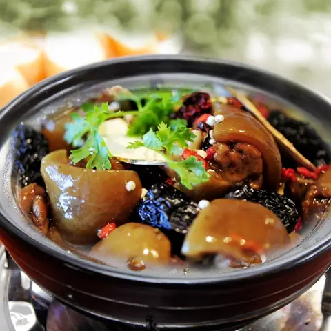 Lòng Bò Hầm Thuốc Bắc: Công Thức Nấu Và Những Lợi Ích Sức Khỏe Đặc Biệt