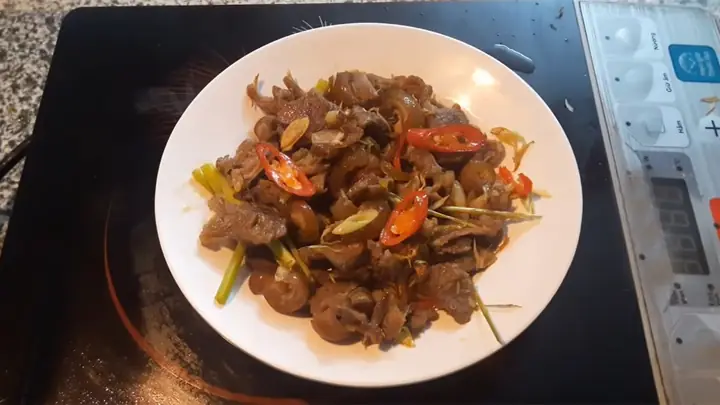 Cách Làm Lòng Dê Xào Sả Ớt Thơm Ngon, Cay Nồng Chuẩn Vị Nhà Hàng