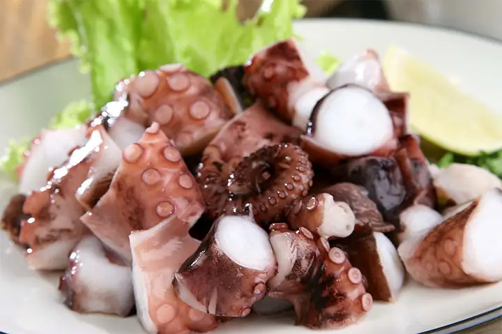 Luộc Bạch Tuộc Bao Lâu Là Ngon Và Giữ Được Độ Giòn? Luộc Bạch Tuộc Bao Lâu Là Ngon Và Giữ Được Độ Giòn?