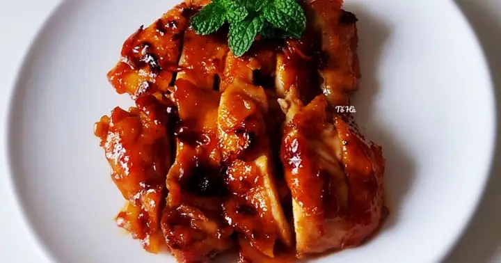 Má Đùi Gà Áp Chảo: Công Thức Chi Tiết Và Bí Quyết Để Có Lớp Da Giòn Rụm