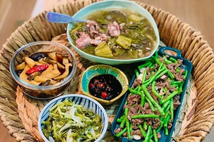 10+ Mâm Cơm Hàng Ngày Giá Rẻ, Ngon Miệng, Chuẩn Dinh Dưỡng Cho Gia Đình Việt