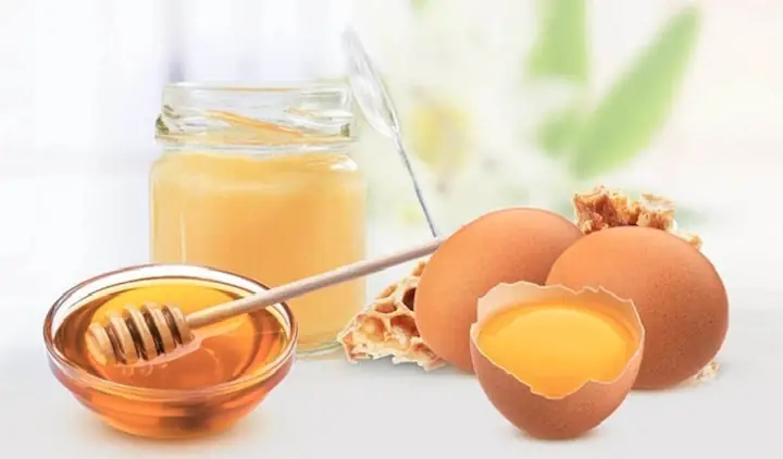 Mật Ong Với Trứng Gà: Công Thức Vàng Cho Sức Khỏe Và Sắc Đẹp Mật Ong Với Trứng Gà: Công Thức Vàng Cho Sức Khỏe Và Sắc Đẹp