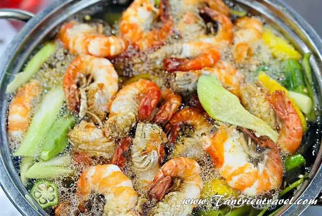 Menu Lẩu Tôm 5 Rì Biên Hòa: Đánh Giá Chi Tiết & Trải Nghiệm Thực Tế