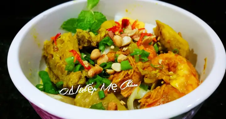 Đánh Giá Chi Tiết: Mì Quảng Xào Thập Cẩm Có Thực Sự Ngon Và Đáng Thử?
