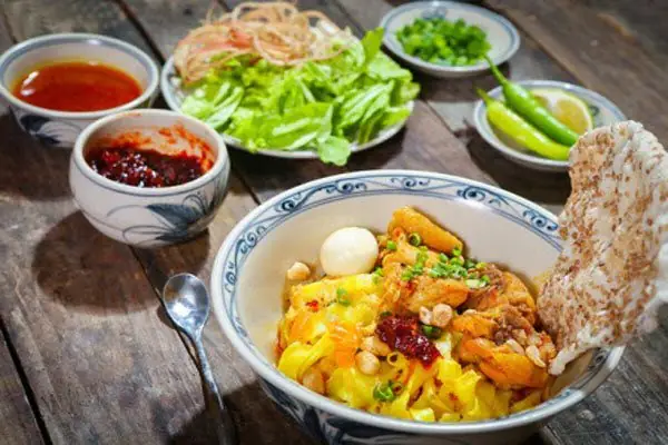 Mì Quảng Xào Tôm Thịt: Công Thức Nấu Ngon Chuẩn Vị Quả Ngang, Nước Sốt Sánh Mịn