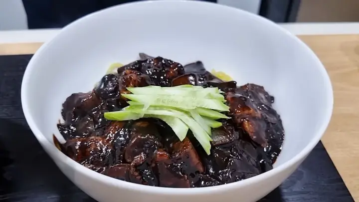 Review Top 5 Mì Trộn Tương Đen Hàn Quốc: Loại Nào Ngon, Bán Chạy Nhất?