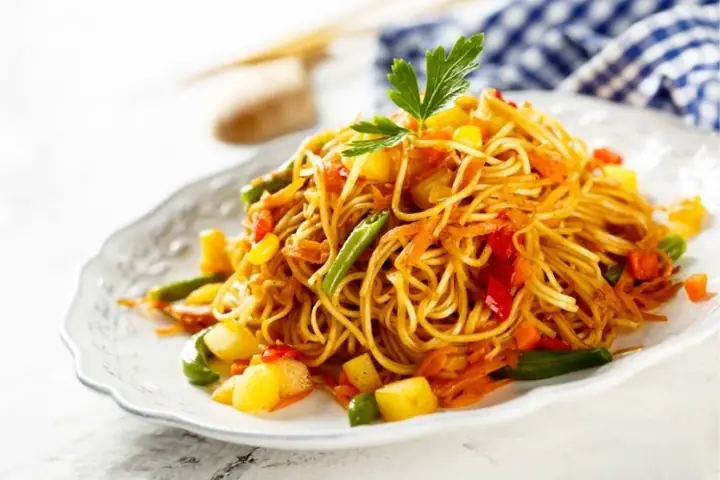 Mì Xào Với Gì Ngon? 15+ Công Thức Biến Tấu Từ Cơ Bản Đến Nâng Cao Mì Xào Với Gì Ngon? 15+ Công Thức Biến Tấu Từ Cơ Bản Đến Nâng Cao
