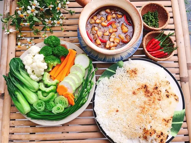 Món Kho Quét Miền Tây: Khám Phá 7 Đặc Sản Trứ Danh Khó Quên Món Kho Quét Miền Tây: Khám Phá 7 Đặc Sản Trứ Danh Khó Quên