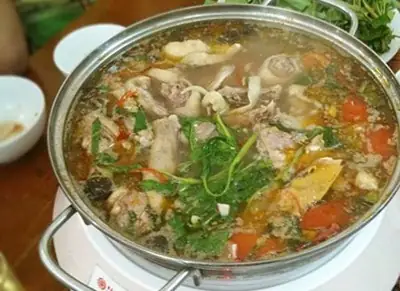 Món Ngon Ngày Mua Phùn: Khám Phá 15 Đặc Sản Làm Mưa Làm Gió Giới Sành Ăn
