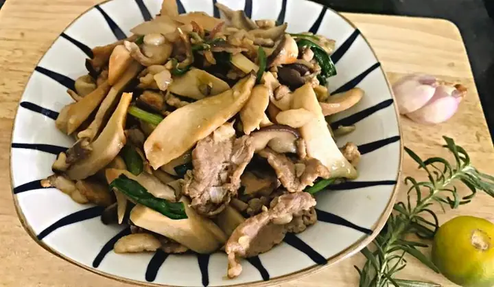 Hướng Dẫn Chi Tiết Cách Làm Nấm Đùi Gà Xào Thịt Gà Thơm Ngon, Bổ Dưỡng Hướng Dẫn Chi Tiết Cách Làm Nấm Đùi Gà Xào Thịt Gà Thơm Ngon, Bổ Dưỡng