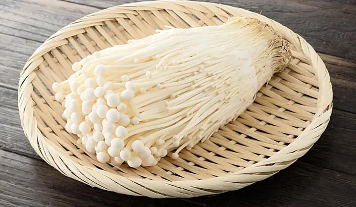 Nấm Kim Châm Giá Bao Nhiêu? Bảng Giá Cập Nhật Mới Nhất Và Các Yếu Tố Quyết Định