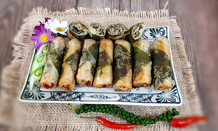 Top 5+ Nem Ốc Ngon Hà Nội: Review Chi Tiết Vị Ngon "tứ Trụ"