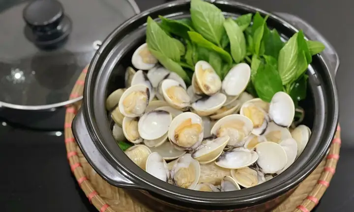 Cách Làm Nghêu Hấp Sả Lá Quế Thơm Ngon Chuẩn Vị Tại Nhà