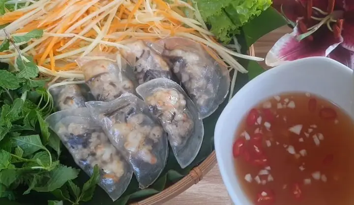 Bí Quyết Làm Nhân Bánh Bột Lọc Ngon Chuẩn Vị Huế