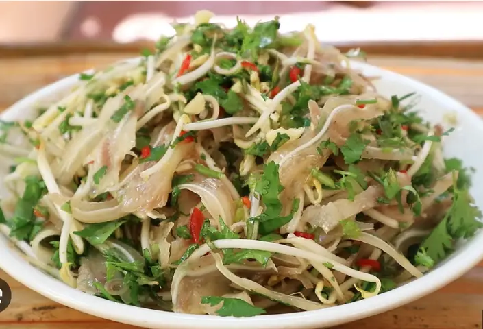 Cách Làm Nộm Tai Heo Rau Má Chua Cay Giòn Ngon Chuẩn Vị