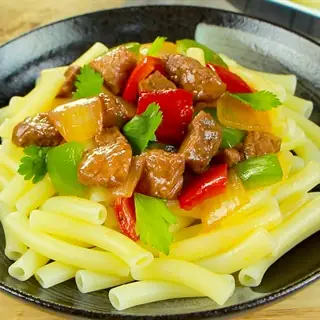 Cách Làm Nui Xào Bò Lúc Lắc Thơm Ngon, Chuẩn Vị Nhà Hàng