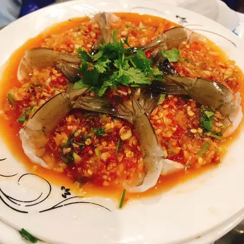 Công Thức Nước Chấm Gỏi Tôm Sống Chuẩn Vị: Chua Cay Mặn Ngọt Hài Hòa