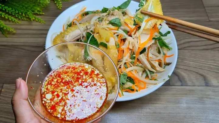 Nước Mắm Trộn Gỏi Gà: Công Thức ‘bách Chiến Bách Thắng’ Cho Mọi Bữa Tiệc