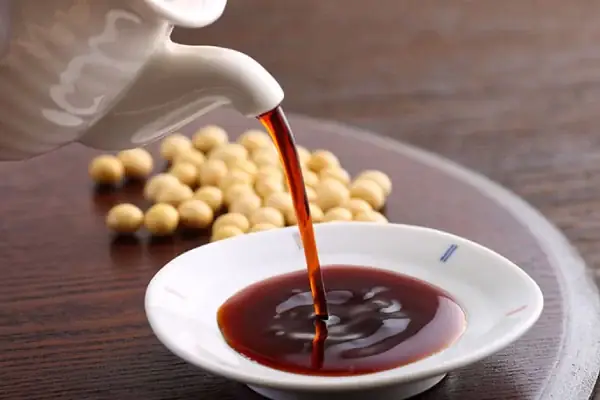 Nước Tương Và Xì Dầu: Khác Biệt Gì & Cách Phân Biệt Chính Xác Nhất