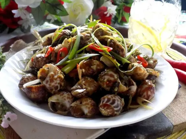 Ốc Hương Xào Cốt Dừa: Công Thức Nấu Món Ngon Đơn Giản Tại Nhà