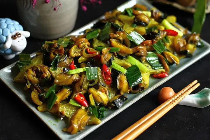 Ốc Móng Tay Xào Lá Lốt: Công Thức Chế Biến Chuẩn Vị Và Mẹo Khử Mùi Tanh Hiệu Quả Ốc Móng Tay Xào Lá Lốt: Công Thức Chế Biến Chuẩn Vị Và Mẹo Khử Mùi Tanh Hiệu Quả
