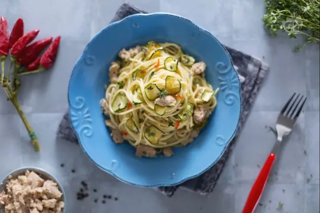 Pasta Con Zucchine E Tonno: Công Thức Nấu Món Ăn Ngon, Bổ Dưỡng Và Cách Biến Tấu Độc Đáo Pasta Con Zucchine E Tonno: Công Thức Nấu Món Ăn Ngon, Bổ Dưỡng Và Cách Biến Tấu Độc Đáo