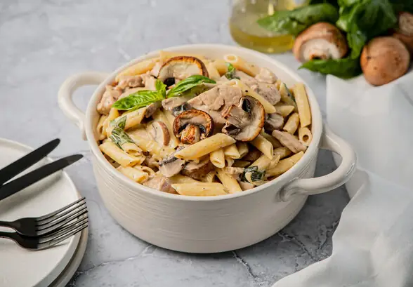 Mì Ống Với Gà Và Nấm: Công Thức Nấu Pasta Ngon Chuẩn Nhà Hàng