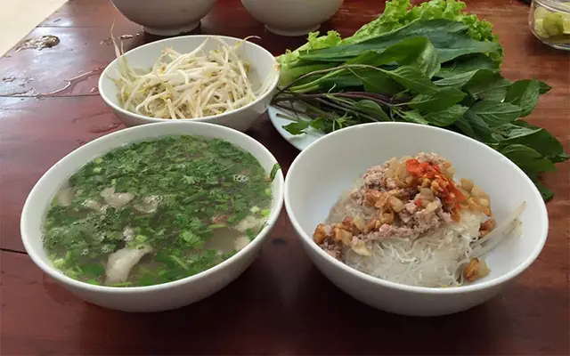 Khám Phá Phở Khô Gia Lai: Hương Vị Đặc Trưng Của Vùng Đất Tây Nguyên