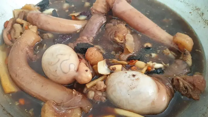 Pín Bò Hầm Thuốc Bắc: Công Thức Dinh Dưỡng Cho Người Gầy Yếu