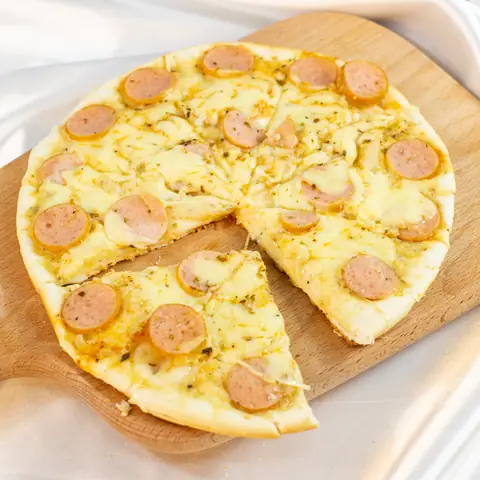 Top 7 Pizza Xúc Xích Phô Mai Ngon, Béo, Giá Tốt Nên Thử