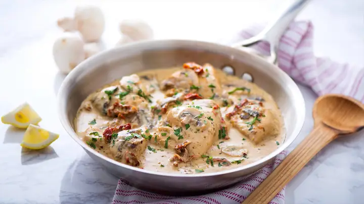 Pollo Con Champiñones Y Crema: Hướng Dẫn Công Thức Chuẩn Vị Và Chi Tiết Nhất
