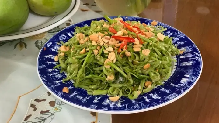 Rau Muống Chẻ Ăn Với Gì? Khám Phá 10+ Cách Chế Biến Ngon Mê Ly