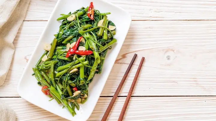 Rau Xào Bao Nhiêu Calo? Bảng Chi Tiết Calo Các Loại Rau Và Món Xào