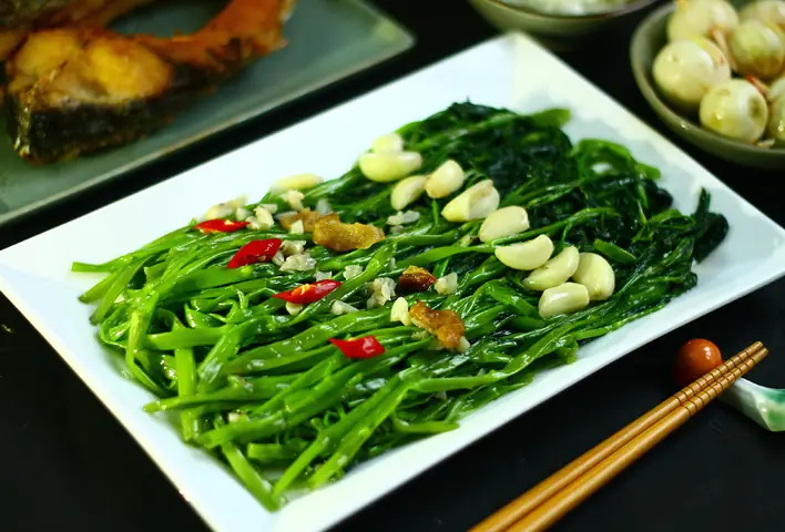 Rau Xào Bao Nhiêu Calo? Bảng Chi Tiết Calo Các Loại Rau Và Món Xào