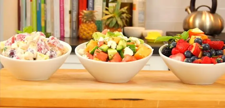 Salad Trái Cây Sữa Chua: Công Thức Dinh Dưỡng Và Cách Làm Chuẩn Tại Nhà Salad Trái Cây Sữa Chua: Công Thức Dinh Dưỡng Và Cách Làm Chuẩn Tại Nhà