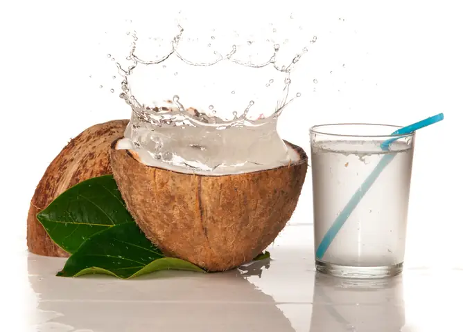 Sau Sinh Có Được Ăn Cùi Dừa Không?