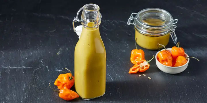Hướng Dẫn Chi Tiết Cách Làm Sốt Ớt Scotch Bonnet Cay Nồng Chuẩn Vị Caribe