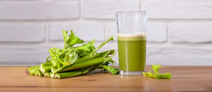 Công Thức Sinh Tố Cần Tây Chuối Giúp Detox Cơ Thể Và Tăng Cường Sức Khỏe