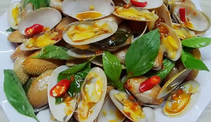 Sò Lụa Xào Lá Quế: Công Thức Nấu Chi Tiết Cho Món Ăn Thơm Ngon Đậm Vị